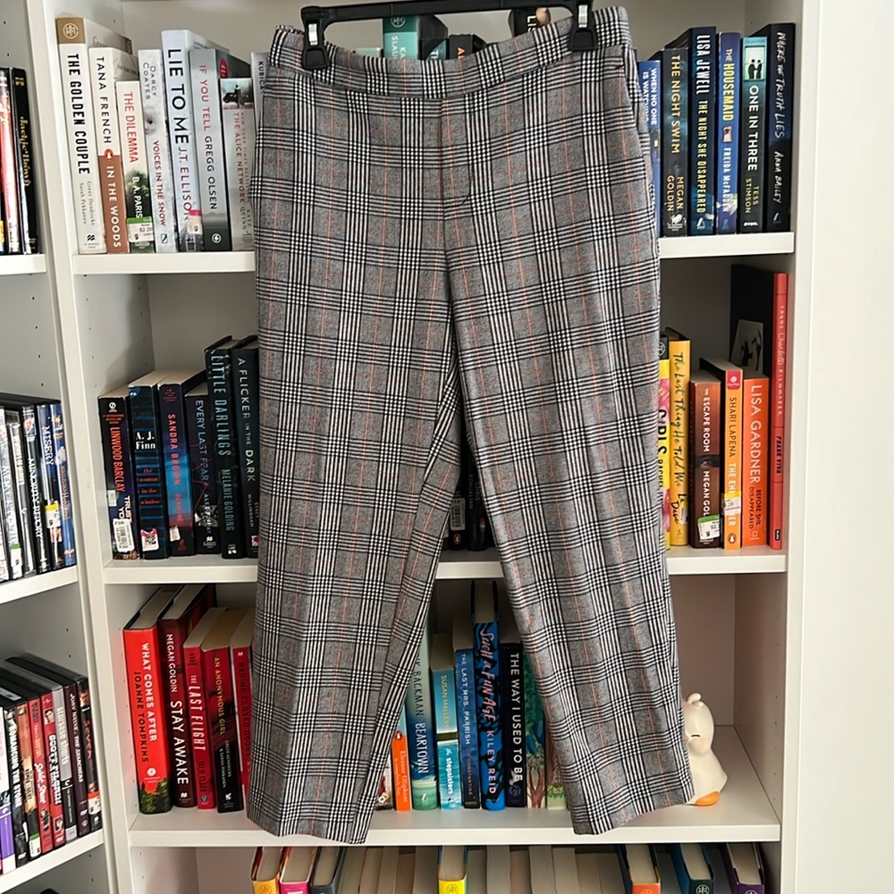 Old Navy Pull on Pant - Pink/Black Plaid Sz 6